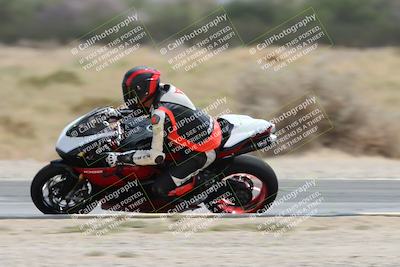 media/May-05-2025-Moto Forza (Mon) [[3c1838c5e5]]/2-B Group/Session 3 (Panning Test Turn 14 Inside)/